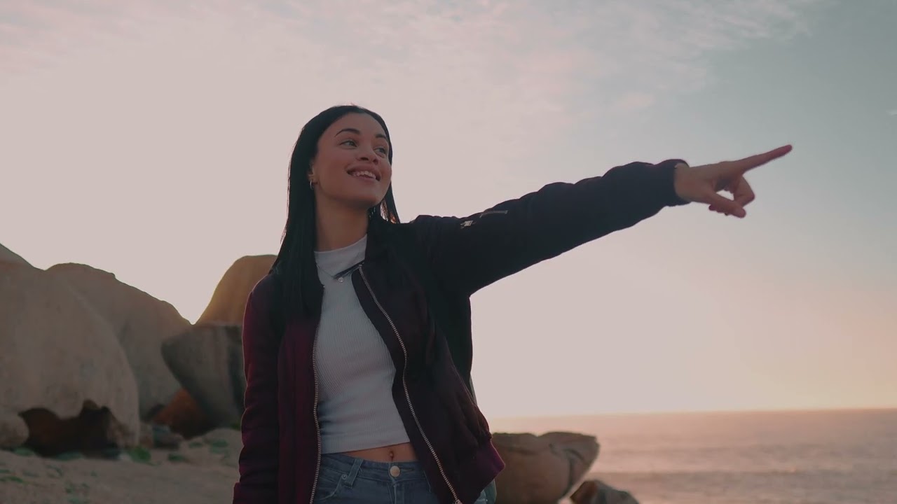 Friends. Beach. Adventure. — film thumbnail